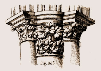 Chapiteau formé de feuilles de lierre